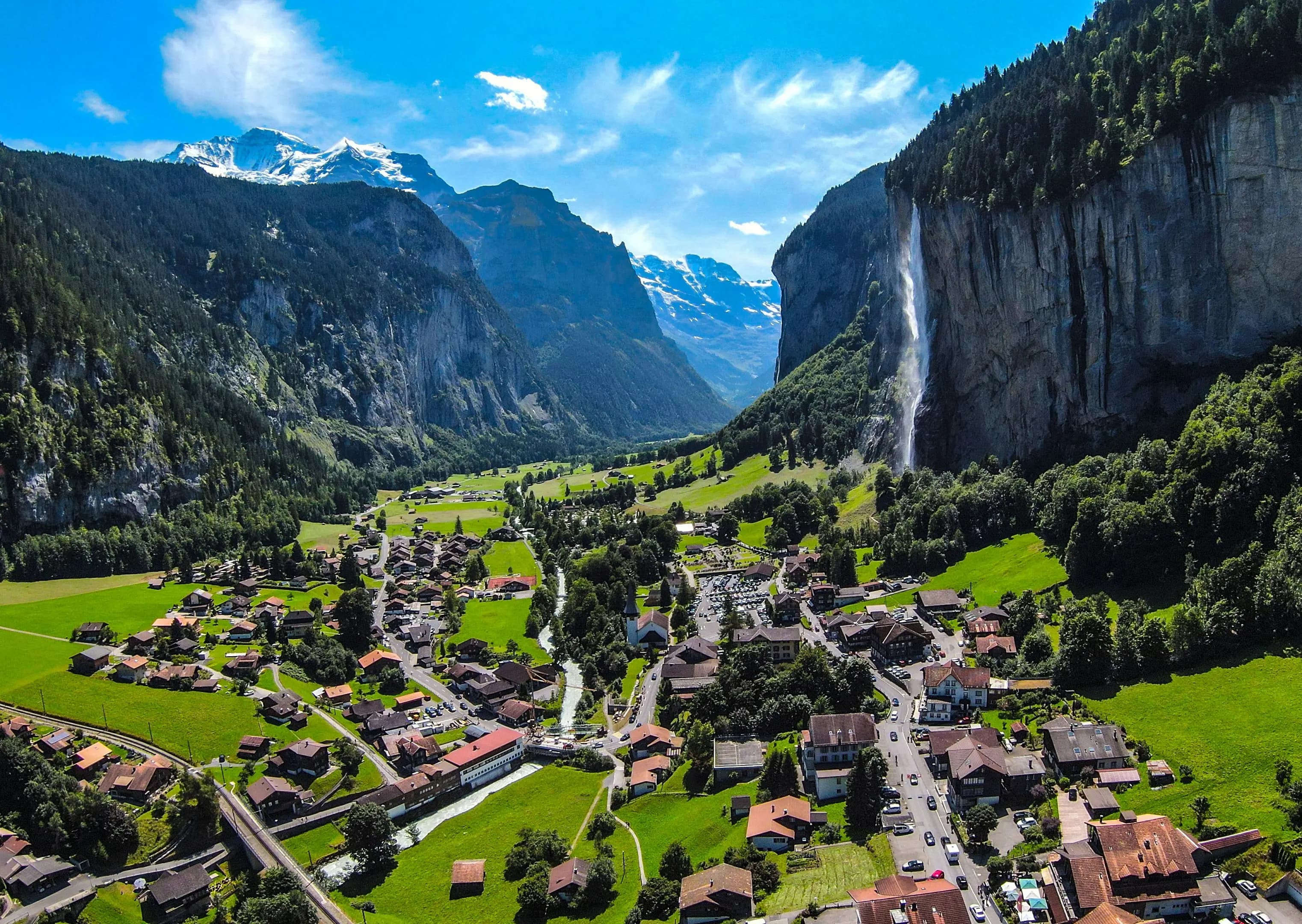 Full Day Trip from Zurich to Interlaken, Grindelwald & Lauterbrunnen landscape